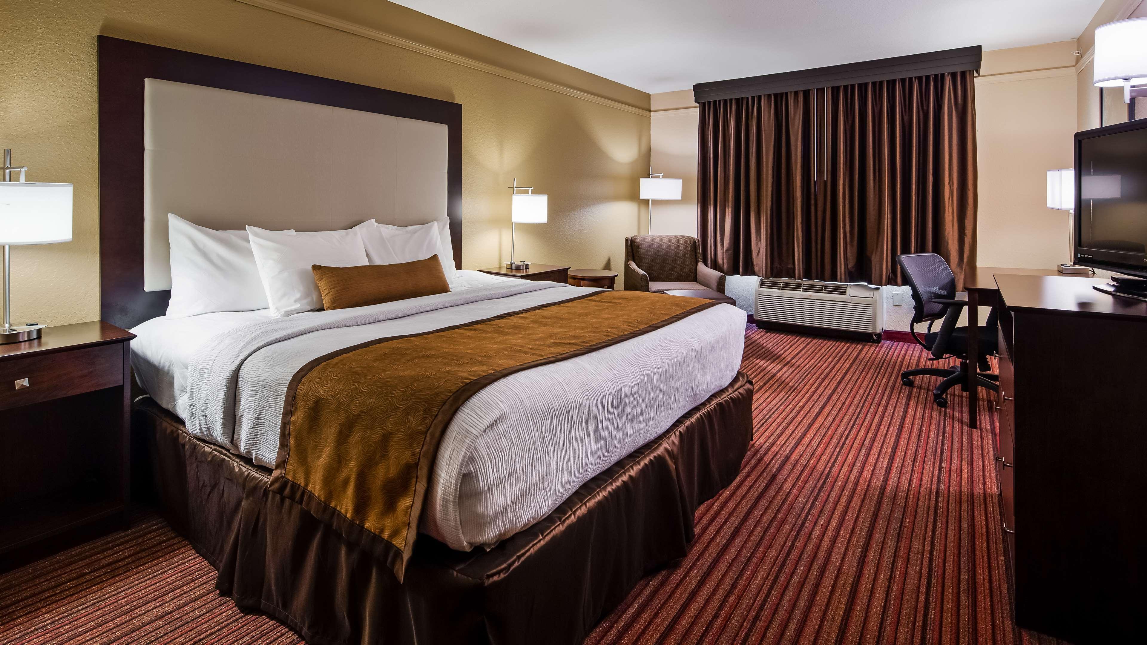 Best Western Plus Strawberry Inn & Suites Knoxville Zewnętrze zdjęcie