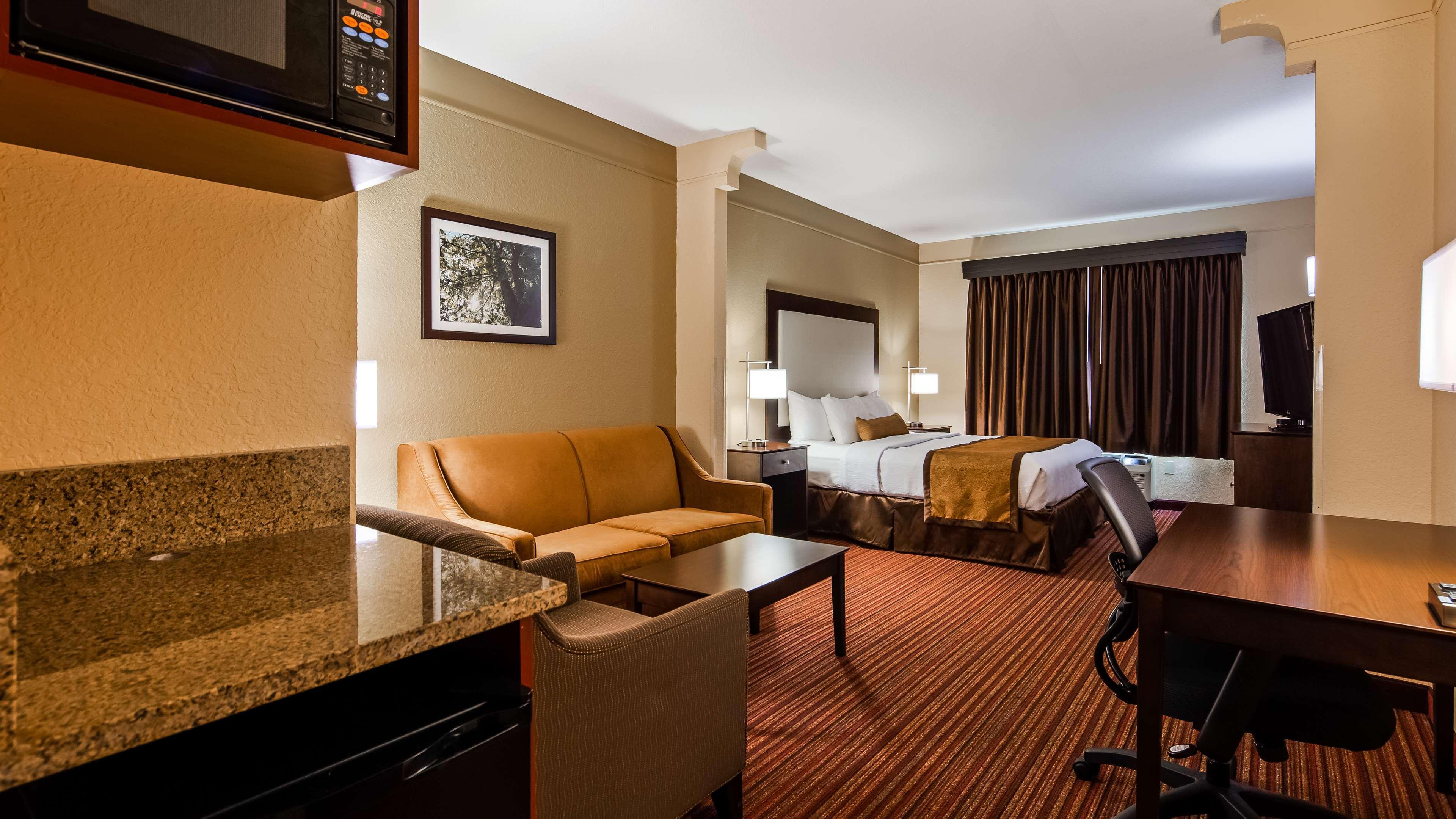 Best Western Plus Strawberry Inn & Suites Knoxville Zewnętrze zdjęcie