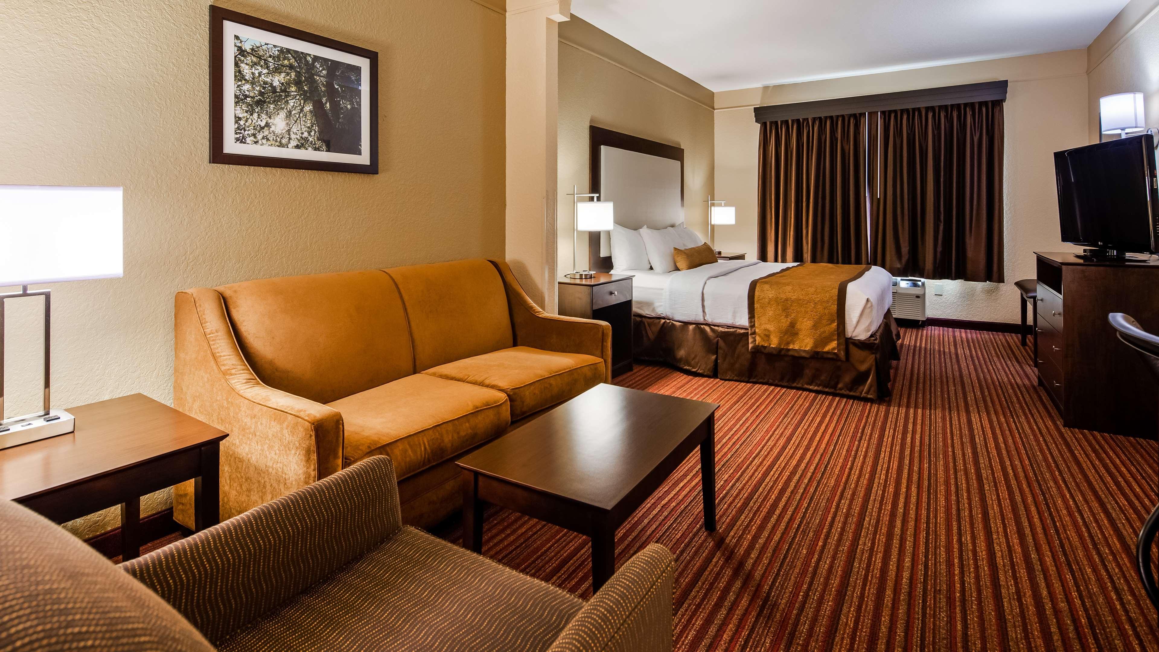 Best Western Plus Strawberry Inn & Suites Knoxville Zewnętrze zdjęcie