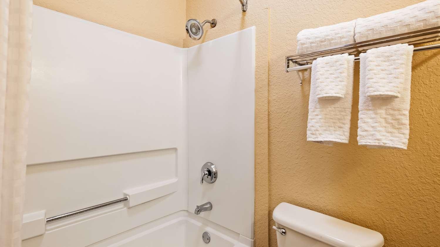 Best Western Plus Strawberry Inn & Suites Knoxville Zewnętrze zdjęcie