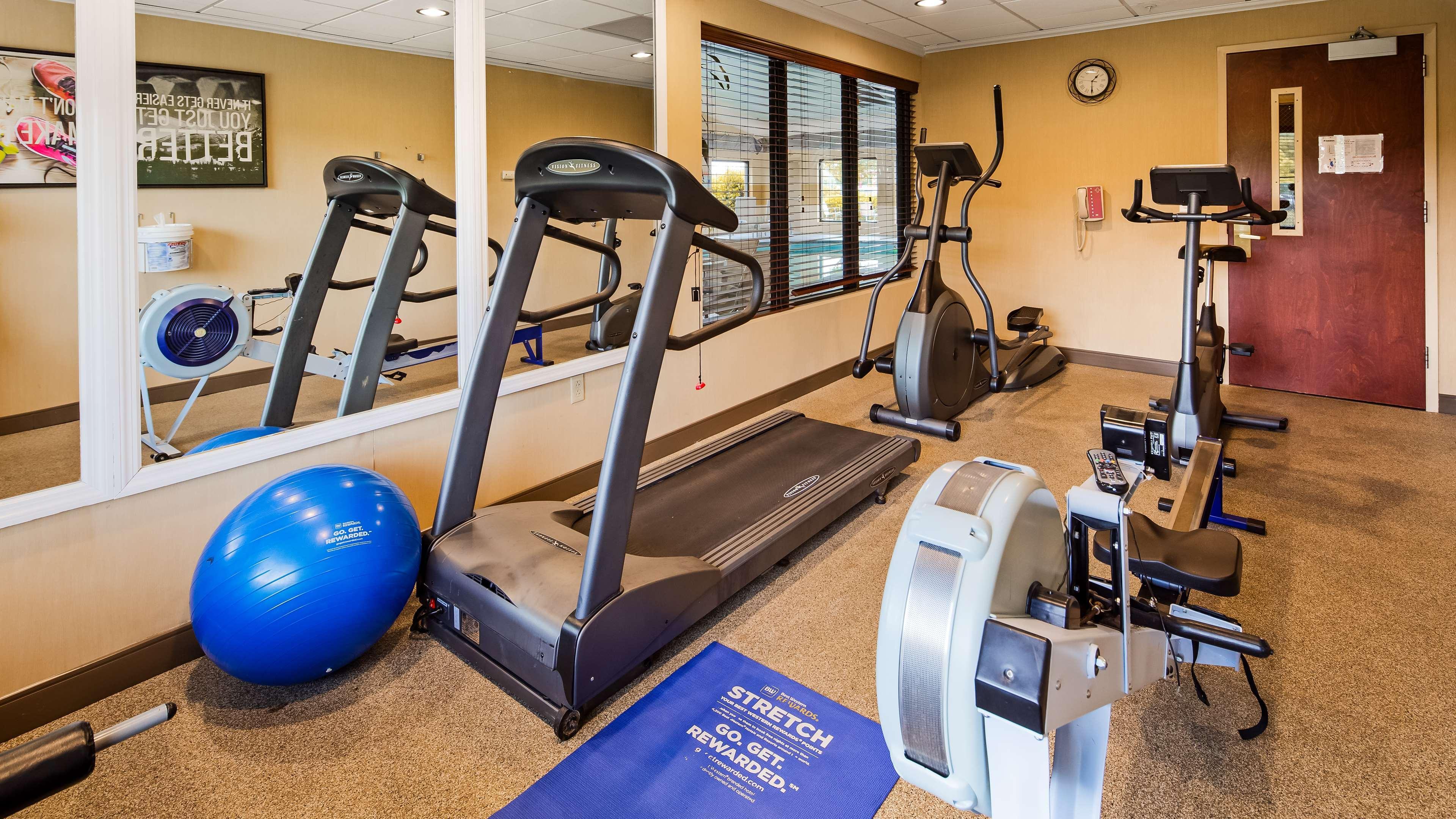 Best Western Plus Strawberry Inn & Suites Knoxville Zewnętrze zdjęcie