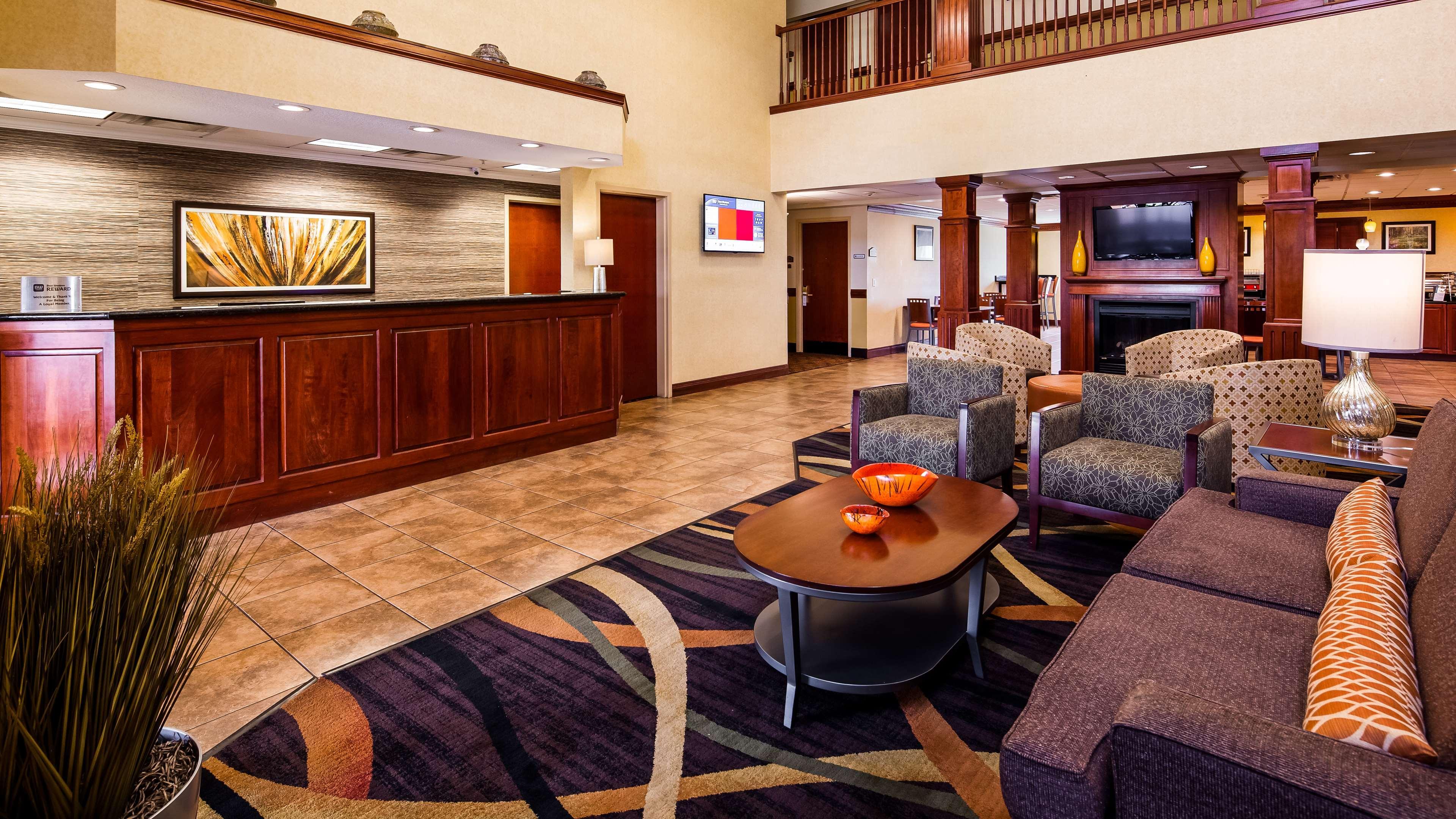 Best Western Plus Strawberry Inn & Suites Knoxville Zewnętrze zdjęcie