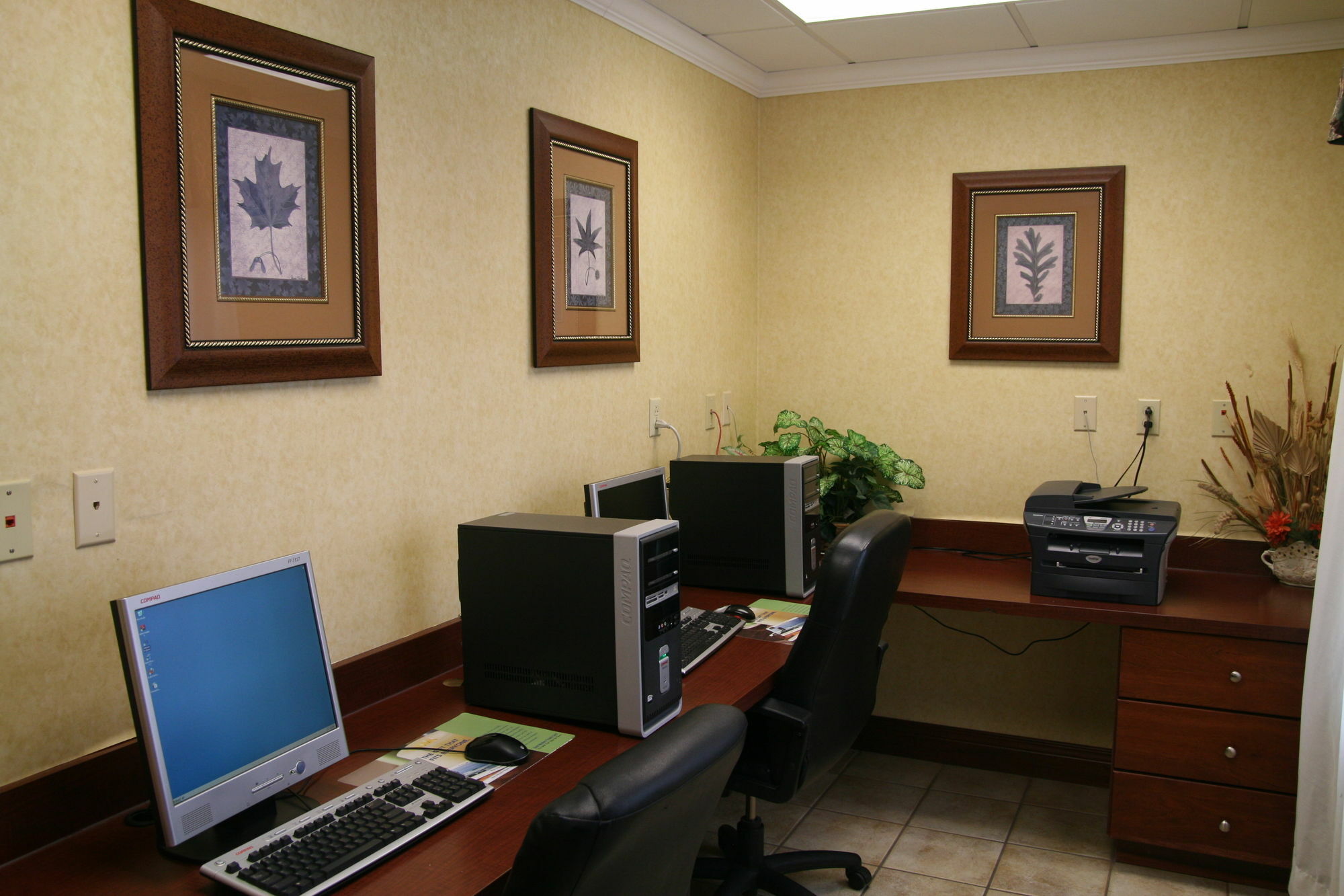 Best Western Plus Strawberry Inn & Suites Knoxville Zewnętrze zdjęcie